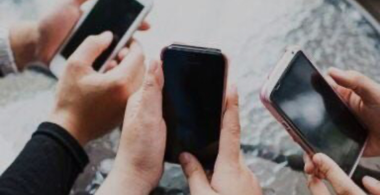 Digital Detox Diaries: Reclaiming Your Mental Space from Screen Time